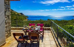 Stunning Home In Astros Arkadias With Wifi