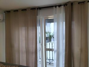 RECIÉN REFORMADO Apartamento Mar & Vida 1º linea de playa Wifi y AC
