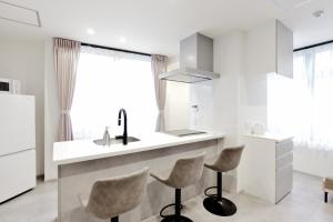 Spacious 65sqm Family Apartment Namba Dotonbori Kuromon 8 Guests Riverwood 205
