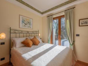 Stunning Roman Holiday VIlla for 5