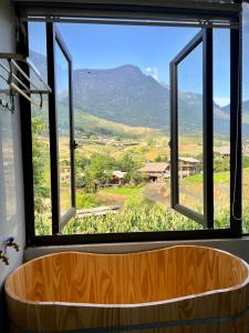 Pi Noong Cafe & Homestay