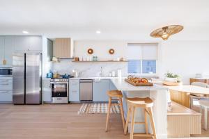 A22 - Oceanfront Dream