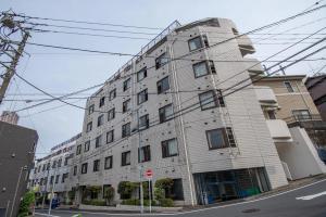 Modern Living Tokyo Komagome 201 a compact studio at excellent location