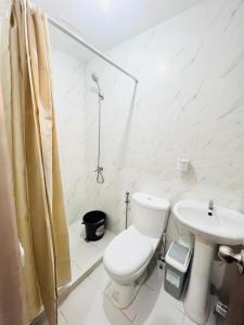 Sta Monica Estate Tisa 3BR House for 10 with Parking