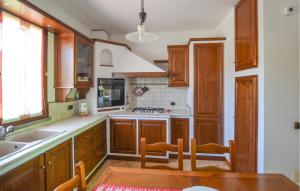 Beautiful Apartment In Poppi With Wifi