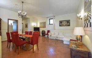 Pet Friendly Home In Allerona