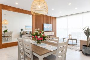 Luxury 2BR Condo Walk to Marina and Medano Beach