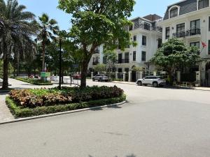 Stylish Executive Apartment with Balcony at Green Bay Residence Hanoi District