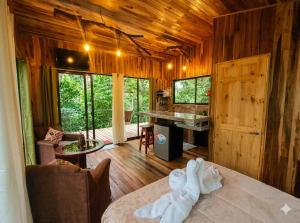 Jungle Living Tree Houses