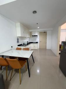 2 Bedroom Sea Residences Tower F by AB infront of Moa