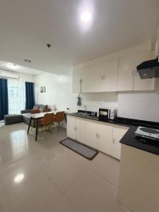 2 Bedroom Sea Residences Tower F by AB infront of Moa