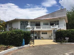 Espectacular Casa de Descanso con piscina y jacuzzi privado