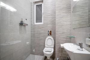 ANGEL , stylish boutigue apartment in the heart of PLAKA ,walk to acropolis