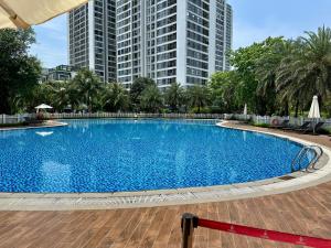 Elegant Skyline Retreat with Luxury Interior at Green Bay Hanoi Vietnam