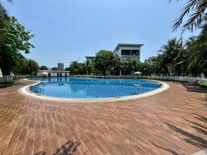 Bright Romantic Studio Apartment Near Keangnam Landmark72 Hanoi Vietnam Area