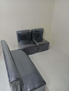 Budget Deca Commonwealth Staycation