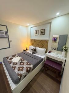 1775 Adriatico Suites
