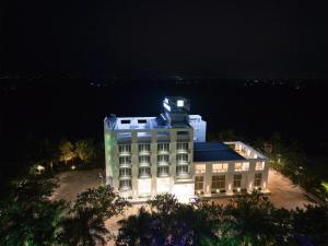 Hotel The Nature Regency