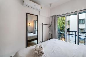 Nova Chic 1 BHK Bandra W Gated 247 Security