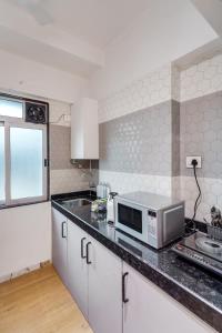Nova Chic 1 BHK Bandra W Gated 247 Security
