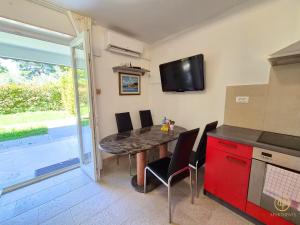 Riverside Apartments - pet friendly