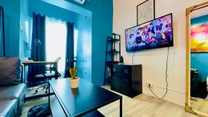 ManCave Studio Tomas Morato PS4 Netflix