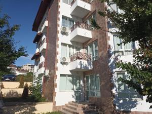 Апартамент Анастасия-Бяла SeaSide на 100м от плажа