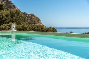 Grecale Beachfront Apartment direct beach access