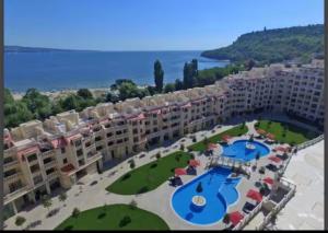 South Bay Residence 2Bdrm Ap with Pool and SPA