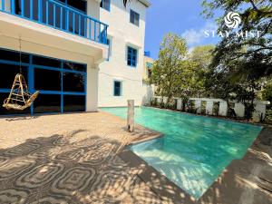 Mykonos 2 BHK I Santorini Style Theme