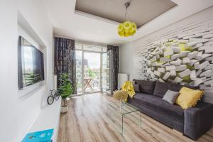 Yellow Apartment by KRAMM