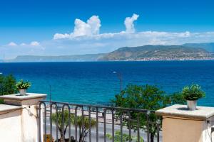 Terrazza fronte mare a Paradiso