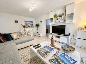 Apartments ASYA