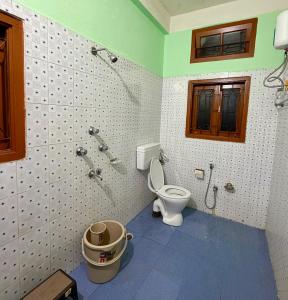 Mayabini - 2 Bedroom Haven with AC, Wi-Fi, Balcony and Terrace