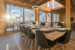 Chalets Les Portes de Megeve : photos des chambres