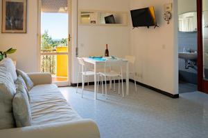 Lemon Home - AC & Sea View