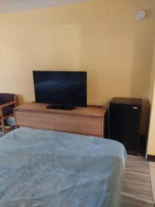 King Bed Hotel Room 120