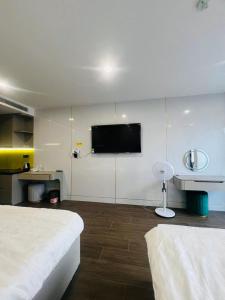 Căn hộ nghỉ dưỡng Khách sạn view biển LAzur Cửa Lò