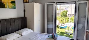 "Spyros" 1-Room Apartment - Simple, cozy, close to the beach