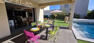VILLA LA MAZAL, Bord de Mer, Piscine, Double Baignoire Balneo, Climatisation