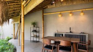 Casa da Praia - Unique Bamboo House