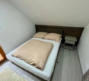 Zrub u Pongrácza v Panoráma Parku