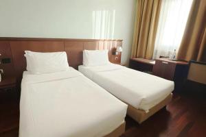 Dado Hotel International