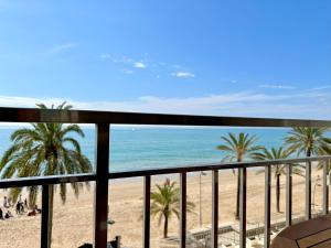 La mar en calma - Calafell platja