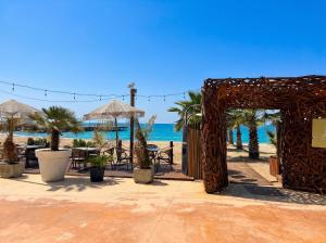 Beachfront & Sea View Apartment