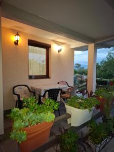 Komani Hideout