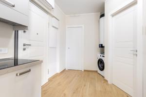 Hostdomus - Marina Suite - near the sea