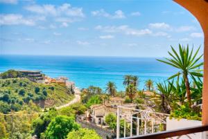 3163 Luxury Mediterranean Villa