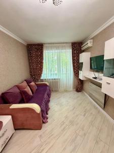 2 room apartment Dovzhenko French Boulevard