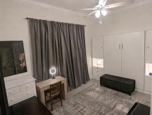 Historic Oakview Room at The Knickerbocker